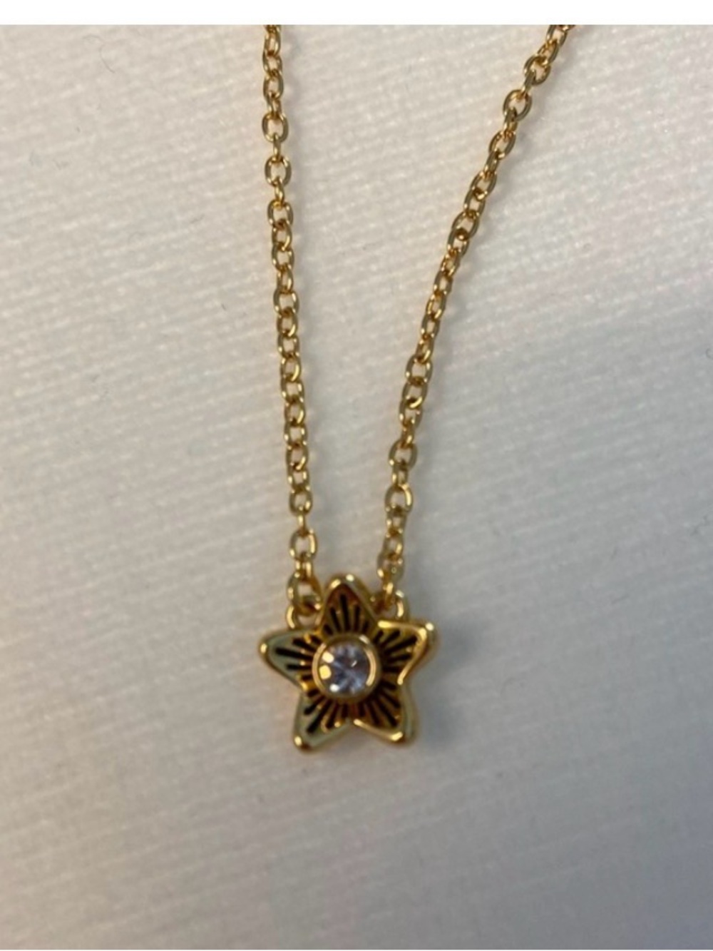 Coach NWOT Gold Flower Pendant Necklace with Clear Stone - Picture 5 of 11
